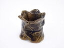 【中古】【茶道具】灰釉一葉蓋置【送料無料】蓋置き 茶道 道具 茶道具 おしゃれ ふたおき 茶器 抹茶 骨董 お茶 台 茶会 茶席 茶事 茶の湯 11月 秋