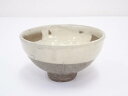 【中古】【茶道具】粉引茶碗【送料無料】茶道 抹茶 おしゃれ 抹茶茶碗 抹茶碗 和食器 レトロ 茶器 骨董 茶わん 茶会 茶の湯 8月 10月 夏 秋