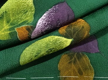 【ゴールデンウィークセール50%オフ!】リサイクル 未使用品 縮緬地木の葉模様刺繍一つ紋訪問着【送料無料】