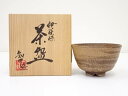 【中古】【茶道具】京焼 谷口知己造 伊羅保茶碗(共箱)【送料無料】茶道 抹茶 おしゃれ 抹茶茶碗 抹茶碗 和食器 レトロ 茶器 骨董 茶わん 茶会 茶の湯 1月 10月 秋 冬
