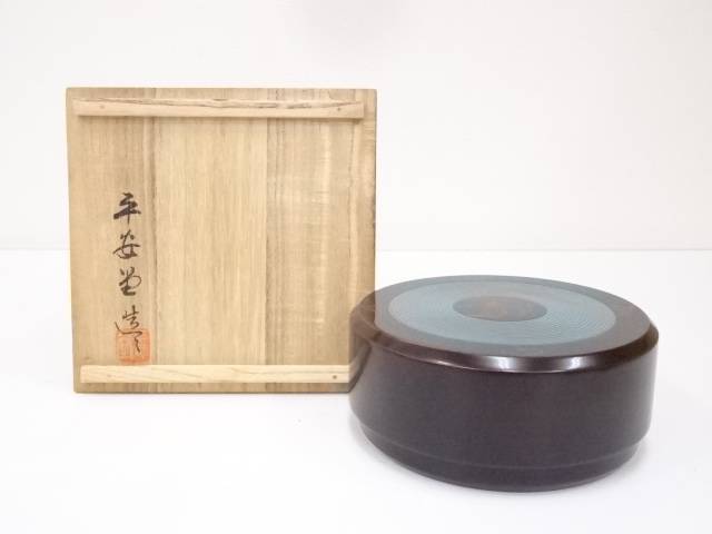 【漆器】平安堂造　漆塗鶯宿梅蓋物（共箱）【送料無料】[中古 保存容器 小物入れ 蓋つき 和食器 おしゃれ ふたもの 会席 料亭 居酒屋 料理 骨董 twot]