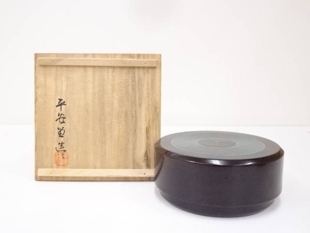 【漆器】平安堂造　漆塗鶯宿梅蓋物（共箱）【送料無料】[中古 保存容器 小物入れ 蓋つき 和食器 おしゃれ ふたもの 会席 料亭 居酒屋 料理 骨董 twot]