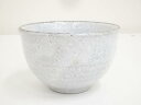 【中古】【茶道具】白釉茶碗【送料無料】茶道 抹茶 おしゃれ 抹茶茶碗 抹茶碗 和食器 レトロ 茶器 骨董 茶わん 茶会 茶の湯