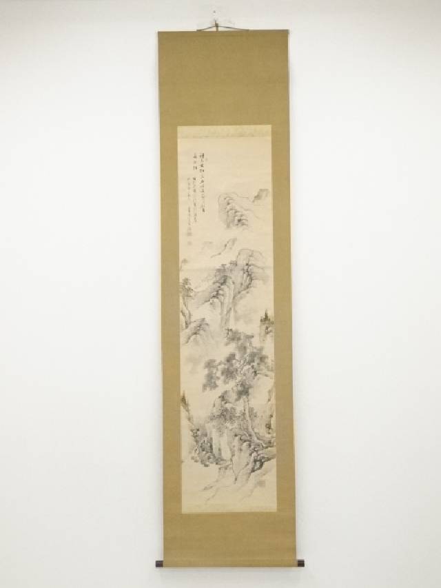 ◆商品説明サイズ名称口径高台径高さ縦横長さ全体&nbsp;&nbsp;&nbsp;193.7 cm52.8 cm&nbsp;本紙&nbsp;&nbsp;&nbsp;132 cm34.3 cm&nbsp;商品の種類中古状態並素材紙本表具表軸棒周辺に汚れ、表具裏のところどころにシミがあります。本紙に若干のシミ、巻き跡による若干の折れがあります。表具裏上部に焼けがあります。軸棒端に破れがあります。その他に問題はなく、まだまだ使用可能な状態です。原則、商品は仕入れ時のそのままの状態で出品・発送致します。当店の、サイズ・状態に関する表記基準はこちら ◆ネットショップ圭では多様な商品を取り扱っています お茶会、茶事、茶席、茶の湯で使用するお茶道具を中心に、飲食店、料亭、旅亭、旅館、割烹、小料理屋、カフェ、レストラン、居酒屋、喫茶店、ダイニング、食卓、キッチン、台所、自宅、酒席、酒宴、宴会、バーなど、茶道以外でもご使用いただける食器、酒器、花瓶、掛け軸など多数の道具を取り揃えております。 ◆関連キーワード 中古 送料無料 代引手数料無料 おしゃれ かわいい 上品 アンティーク レトロ インテリア 骨董 オブジェ 飾り 普段使い 普段づかい 来客【茶道具・着物】送料無料【書画】昭和癸酉（1933年）　雲渓筆　松下高士図　肉筆紙本掛軸（共箱）【送料無料】 ◆ネットショップ圭では多様な商品を取り扱っています お茶会、茶事、茶席、茶の湯で使用するお茶道具を中心に、飲食店、料亭、旅亭、旅館、割烹、小料理屋、カフェ、レストラン、居酒屋、喫茶店、ダイニング、食卓、キッチン、台所、自宅、酒席、酒宴、宴会、バーなど、茶道以外でもご使用いただける食器、酒器、花瓶、掛け軸など多数の道具を取り揃えております。 ◆関連キーワード 中古 送料無料 代引手数料無料 おしゃれ かわいい 上品 アンティーク レトロ インテリア 骨董 オブジェ 飾り 普段使い 普段づかい 来客