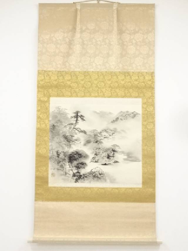 【中古】【ポイント5倍+スーパーSALE55%オフ】【書画】小倉理山筆 山村風景 肉筆絹本掛軸 共箱 【送料無料】[中古 掛け軸 床の間 書 おしゃれ 絵画 表具 アート 芸術 茶道 年中掛け インテリア…