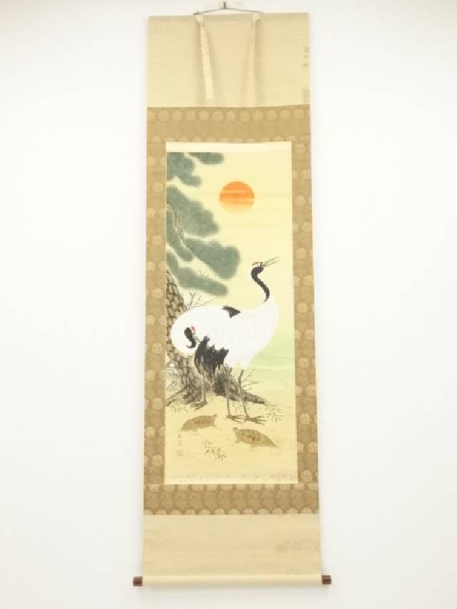 【中古】【書画】田中春泉筆　松竹梅鶴　肉筆絹本掛軸（共箱）【送料無料】◎掛け軸 床の間 書 おしゃれ 絵画 表具 芸術 茶道 年中掛け インテリア 茶掛 掛物 和室 1月 冬