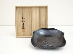 【中古】【GWセール55%オフ】【金属】玉川堂造　銅撫角菓子器（共箱）【送料無料】[中古 茶器 おしゃれ かわいい 和菓子 アンティーク レトロ お茶 骨董 収納 来客 茶道 茶道具 ksk]