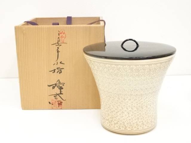 【中古】【茶道具】京焼　岡本璋三造　三島手水指（共箱）【送料無料】[中古 水指し 茶道 茶道具 おしゃれ 水差し みずさし 抹茶 インテリア 茶器 水器 お茶 骨董 茶会]