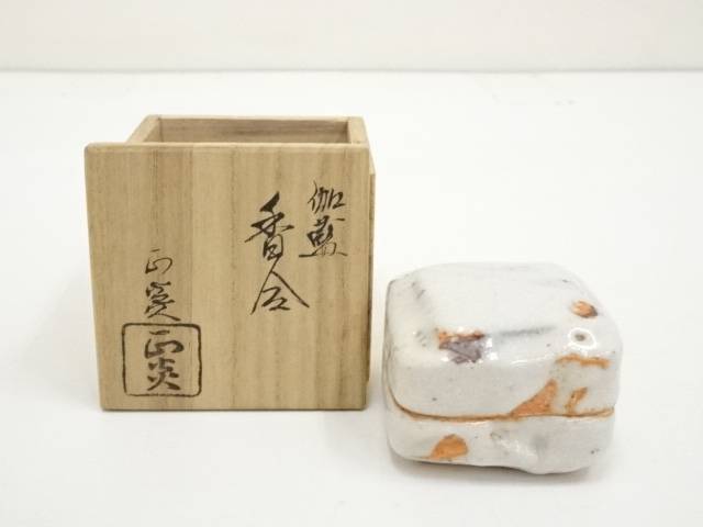 【中古】【香道】矢田正炎造　志野伽藍香合（共箱）【送料無料】[中古 茶道具 茶道 香道 香道具 おしゃれ かわいい アンティーク インテリア 骨董 茶器 お香入れ 師走 12月 冬] 1