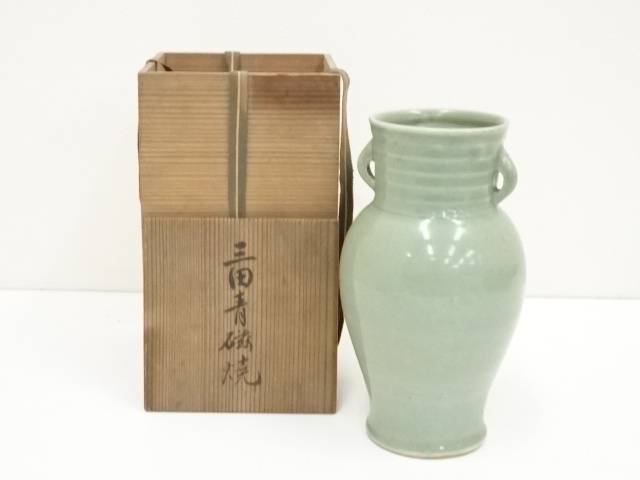 【中古】【華道】古物 三田青磁耳付花瓶（箱付）【送料無料】 中古 花器 おしゃれ かわいい アンティーク フラワーベース 華道 華道具 茶道具 茶道 生花 花入れ