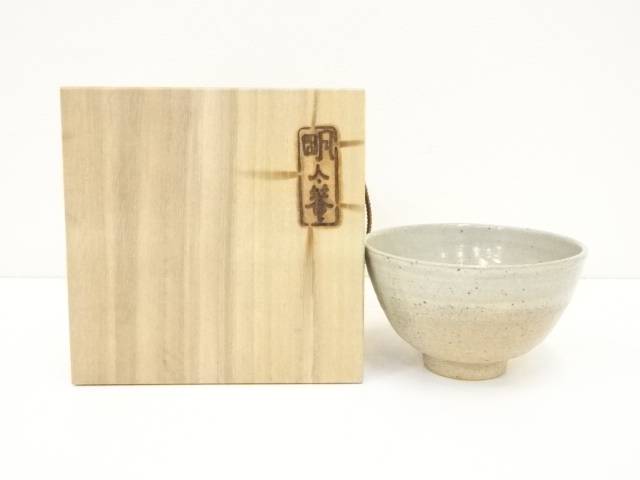 【中古】【タイムセール50%オフ】【茶道具】明々庵　灰釉茶碗（共箱）【送料無料】[中古 茶道 抹茶 茶道具 おしゃれ 抹茶茶碗 抹茶碗 和食器 レトロ 茶器 茶わん 骨董 茶会 茶の湯]