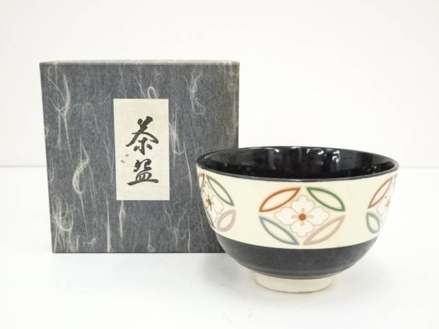 【中古】【茶道具】京焼　河合瑞豊造　丸菱文黒茶碗（箱付）【送料無料】[中古 茶道 抹茶 茶道具 おしゃれ 抹茶茶碗 抹茶碗 和食器 レトロ 茶器 茶わん 骨董 茶会 茶の湯]