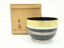 【茶道具】青嵐窯造　仁清写黒釉金彩茶碗（共箱）【送料無料】[中古 茶道 抹茶 茶道具 おしゃれ 抹茶茶碗 抹茶碗 和食器 レトロ 茶器 茶わん 骨董 茶会 茶の湯]