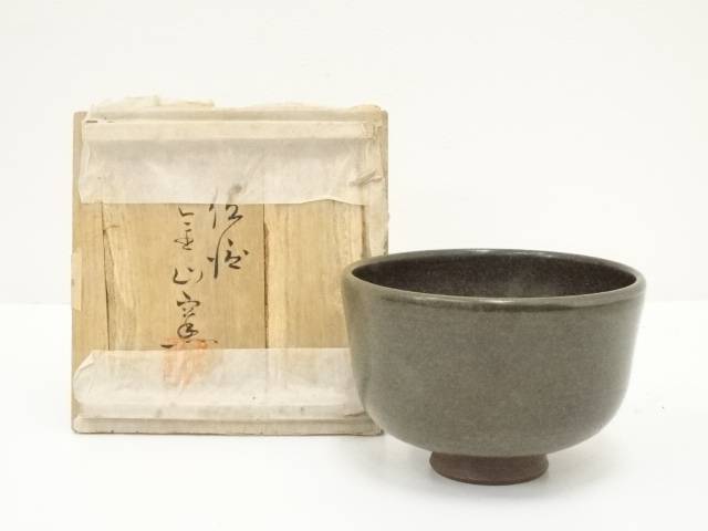 【中古】【茶道具】佐渡無名異焼　金山窯造　茶碗（共箱）【送料無料】茶道 抹茶 おしゃれ 抹茶茶碗 抹茶碗 和食器 レトロ 茶器 骨董 茶わん 茶会 茶の湯