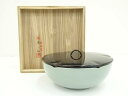 【中古】【茶道具】李奇休造 青磁蓮華形水指(共箱)【送料無料】水指し 茶道 茶道具 おしゃれ 水差し 抹茶 インテリア 茶器 水器 お茶 骨董 茶会 11月 秋