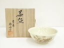 【中古】【ゴールデンウィークセール35%オフ】【茶道具】薩摩焼 桃伯窯造 金彩色絵秋草文茶碗(共箱)【送料無料】