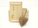 【中古】【タイムセール35%オフ】【木・竹工芸】津田亮友造 飛騨一位一刀彫 ほおずき置物(共箱)【送料無料】