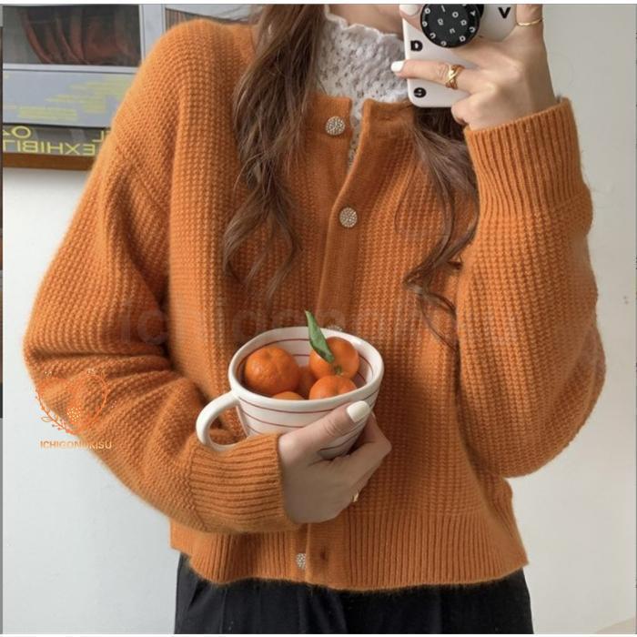 商品名：カーディガン素材：アクリルサイズ：F　着丈49　肩幅50　袖丈50　バスト112(平置き採寸となりますので、2-4cmの誤差につきましてはご容赦ください。)カラー：写真参照生産国:中国