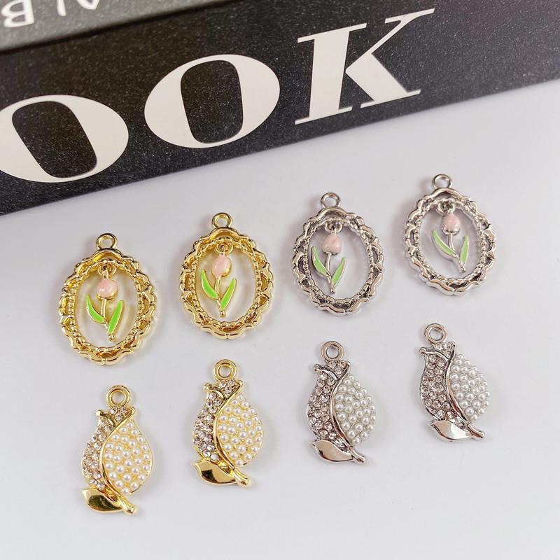 チューリップ バラ 薔薇フラワー 蕾 パール 1/2立体薔薇リアル チャームパーツ ピアスパーツ マスクチャームパーツ アクセサリー カン付【2ケ】