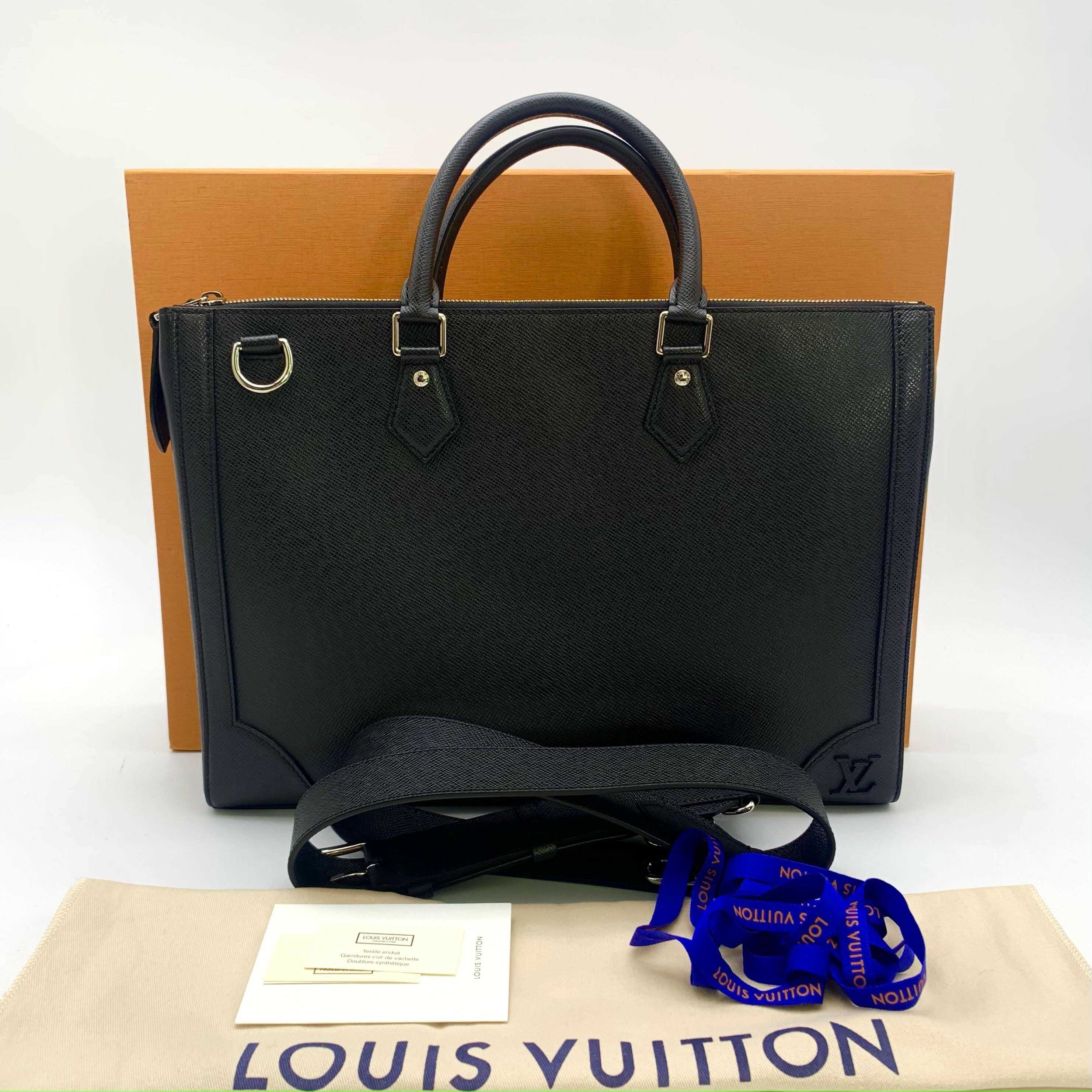 LOUIS VUITTON CBg M30810 ^CK XEu[tP[X  Y V_[Xgbvt RFID IC `bv rWlXobO nhobOyÁz