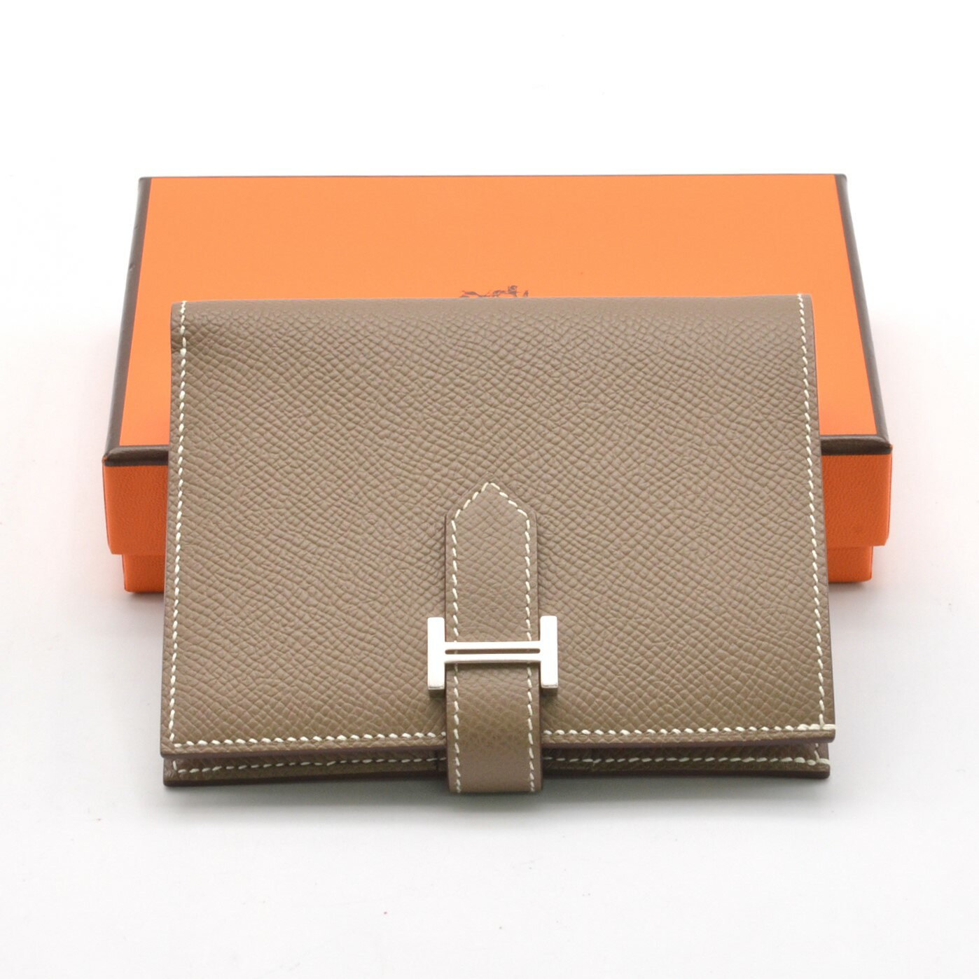 HERMES エルメス ベアン ミニ 二つ折り財布 シェーブル エトゥープ H金具 レディース 【中古】【美品】のサムネイル