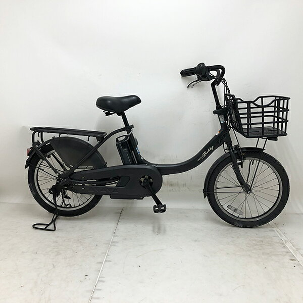 ◇◆◇◆◇ 商 品 情 報 ◇◆◇◆◇ 【外観ランク】　Aランク 【リユース・中古】　電動アシスト子供乗せ対応小径自転車 【メーカー】　YAMAHA 【タイヤ】　　20インチ 【ギア】　　　内装3段 【カラー】　　グレー系 LEDバッテリーライト ローラーブレーキ アルミフレーム 最新基準モーター搭載 キャリアクラス27 幼児二人同乗基準適合車 サークル錠付き(スペアキー：無し) バッテリー・充電器付き 12.3Ahバッテリー搭載(実力容量：90-81％) ソーラーオートテール　作動未確認 安全性に問題のあるパーツは全て交換済み！ 【！注意事項！】 リユース商品の為、装備、スペックが純正と異なる場合がございます。 パーツ交換時に別メーカーのパーツが付いている場合がございます。 説明書の付属は御座いません。 画像に写りきれない使用・保管に伴う小傷や線傷がある場合がございます。 店舗と在庫共有している場合が御座いますので、品切れの際はキャンセル扱いとなります。