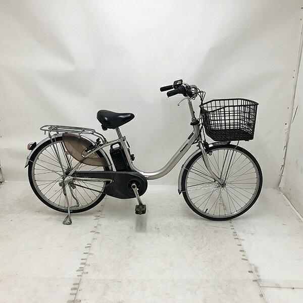 ◇◆◇◆◇ 商 品 情 報 ◇◆◇◆◇ 【外観ランク】　Bランク 【リユース・中古】　電動アシスト自転車 【メーカー】　パナソニック 【タイヤ】　　24インチ 【ギア】　　　内装3段 【カラー】　　シルバー系 LEDバッテリーライト ローラーブレーキ アルミフレーム 最新基準モーター搭載 サークル錠付き(スペアキー：無し) バッテリー・新品充電器付き 8Ahバッテリー搭載(実力容量：90-81％) ソーラーオートテール　作動未確認 安全性に問題のあるパーツは全て交換済み！ 【！注意事項！】 リユース商品の為、装備、スペックが純正と異なる場合がございます。 パーツ交換時に別メーカーのパーツが付いている場合がございます。 説明書の付属は御座いません。 画像に写りきれない使用・保管に伴う小傷や線傷がある場合がございます。 店舗と在庫共有している場合が御座いますので、品切れの際はキャンセル扱いとなります。