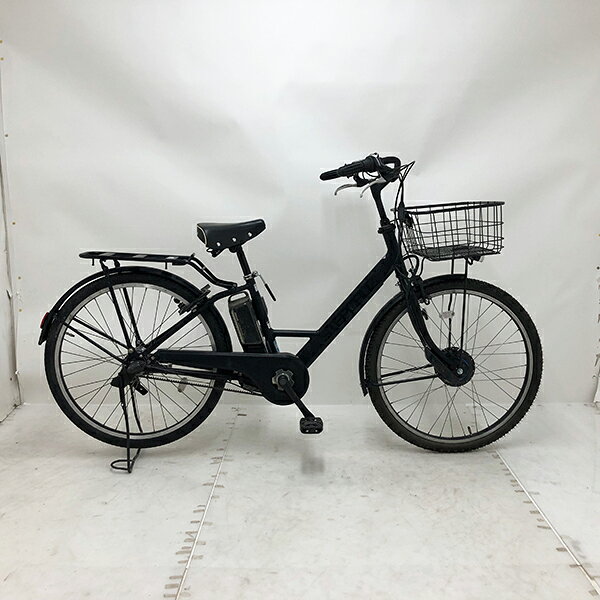 ◇◆◇◆◇ 商 品 情 報 ◇◆◇◆◇ 【外観ランク】　Bランク 【リユース・中古】　電動アシスト自転車 【メーカー】　ブリヂストン 【タイヤ】　26インチ 【ギア】　内装3段 【カラー】　ブラック系 LEDバッテリーライト ローラーブレーキ アルミフレーム 最新基準モーター搭載 キャリアクラス27 サークル錠付き(スペアキー：無し) バッテリー・充電器付き 9.6Ahバッテリー搭載(実力容量：90-81％) 安全性に問題のあるパーツは全て交換済み！ 【！注意事項！】 リユース商品の為、装備、スペックが純正と異なる場合がございます。 パーツ交換時に別メーカーのパーツが付いている場合がございます。 説明書の付属は御座いません。 画像に写りきれない使用・保管に伴う小傷や線傷がある場合がございます。 店舗と在庫共有している場合が御座いますので、品切れの際はキャンセル扱いとなります。