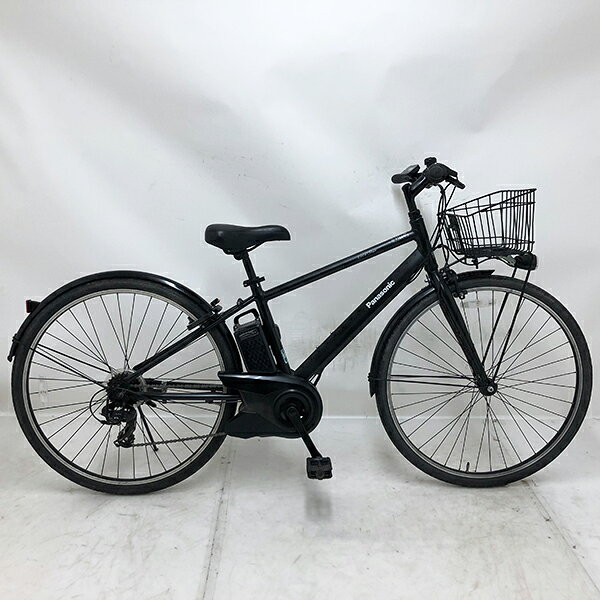 ◇◆◇◆◇ 商 品 情 報 ◇◆◇◆◇ 【外観ランク】　Bランク 【リユース・中古】　電動アシスト スポークバイク 【メーカー】　パナソニック 【タイヤ】　　700×38c 【ギア】　　　外装7段 【カラー】　　ブラック系 LEDバッテリーライト ローラーブレーキ アルミフレーム 最新基準モーター搭載 サークル錠付き(スペアキー：無し) バッテリー・新品充電器付き 16Ahバッテリー搭載(実力容量：90-81％) 安全性に問題のあるパーツは全て交換済み！ 【！注意事項！】 リユース商品の為、装備、スペックが純正と異なる場合がございます。 パーツ交換時に別メーカーのパーツが付いている場合がございます。 説明書の付属は御座いません。 画像に写りきれない使用・保管に伴う小傷や線傷がある場合がございます。 店舗と在庫共有している場合が御座いますので、品切れの際はキャンセル扱いとなります。