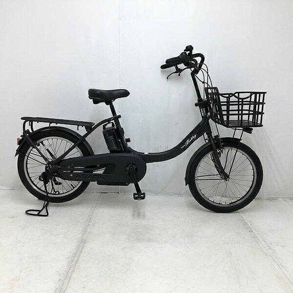 ◇◆◇◆◇ 商 品 情 報 ◇◆◇◆◇ 【外観ランク】　Bランク 【リユース・中古】　電動アシスト子供乗せ対応小径自転車 【メーカー】　YAMAHA 【タイヤ】　　20インチ 【ギア】　　　内装3段 【カラー】　　ブラック系 LEDバッテリーライト ローラーブレーキ 最新基準モーター搭載 キャリアクラス27 幼児二人同乗基準適合車 サークル錠付き(スペアキー：無し) バッテリー・充電器付き 15.4Ahバッテリー搭載(実力容量：90-81％) ソーラーオートテール　作動未確認 安全性に問題のあるパーツは全て交換済み！ 【！注意事項！】 リユース商品の為、装備、スペックが純正と異なる場合がございます。 パーツ交換時に別メーカーのパーツが付いている場合がございます。 説明書の付属は御座いません。 画像に写りきれない使用・保管に伴う小傷や線傷がある場合がございます。 店舗と在庫共有している場合が御座いますので、品切れの際はキャンセル扱いとなります。