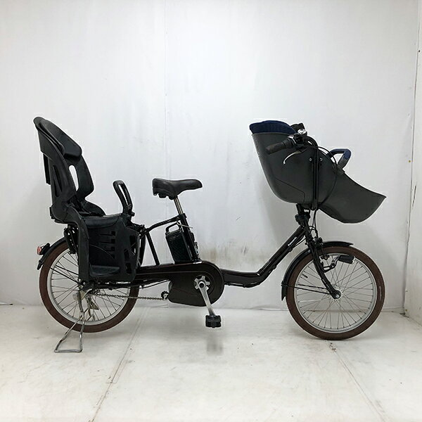 ◇◆◇◆◇ 商 品 情 報 ◇◆◇◆ 【外観ランク】　Bランク 【リユース・中古】　電動アシスト子供乗せ対応小径自転車 【メーカー】　パナソニック 【タイヤ】　　20インチ 【ギア】　　　内装3段 【カラー】　　ブラウン系 LEDバッテリーライト ローラーブレーキ 最新基準モーター搭載 幼児二人同乗基準適合車 前後子乗せ付き サークル錠付き(スペアキー：無し) バッテリー・新品充電器付 16Ahバッテリー搭載(実力容量：90-81％) 安全性に問題のあるパーツは全て交換済み！ 【注意事項】 ※リユース商品の為、装備、スペックが純正と異なる場合がございます。 ※パーツ交換時に別メーカーのパーツが付いている場合がございます。 ※説明書の付属は御座いません。 ※画像に写りきれない使用・保管に伴う小傷や線傷がある場合がございます。 ※店舗と在庫共有している場合が御座いますので、品切れの際はキャンセル扱いとなります。