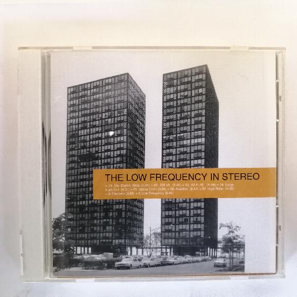 ZC12346【中古】【CD】THE LOW FREQUNENCY IN