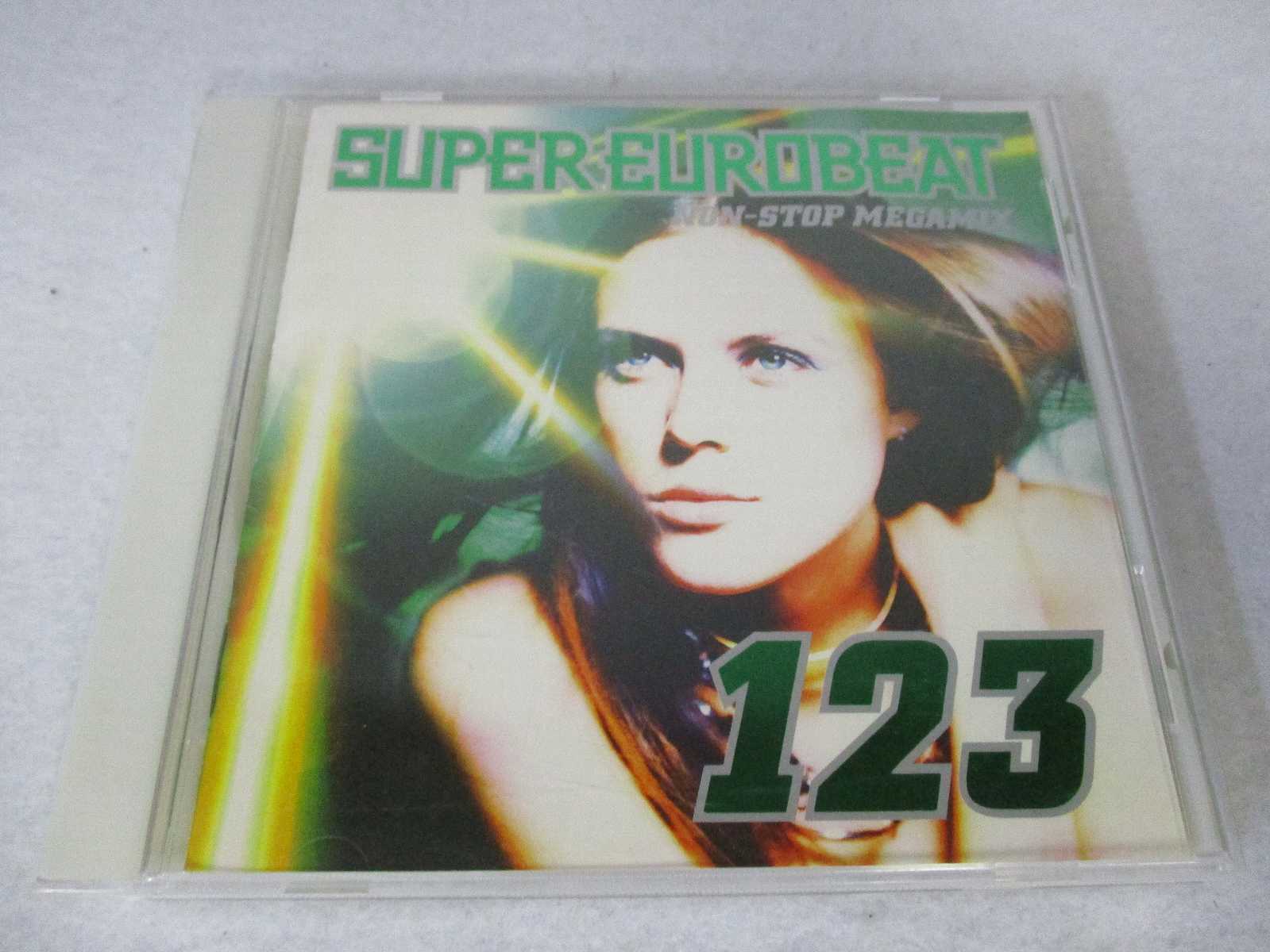 AC00691 yÁz yCDz SUPER EUROBEAT VOL.123 NON-STOP MEGAMIX/DOMINO 