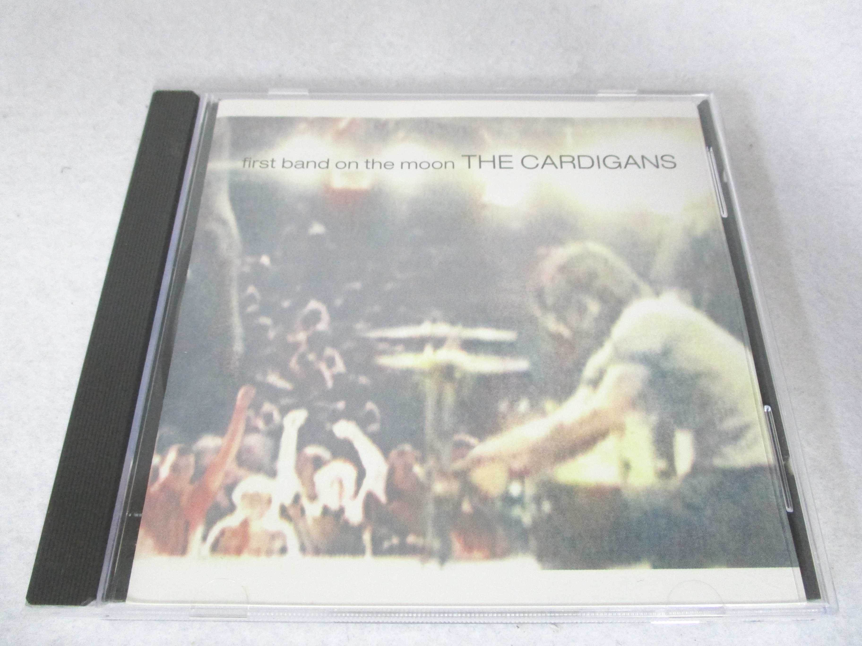 AC01296【中古】 【CD】 first band on the moon/THE CARDIGANS