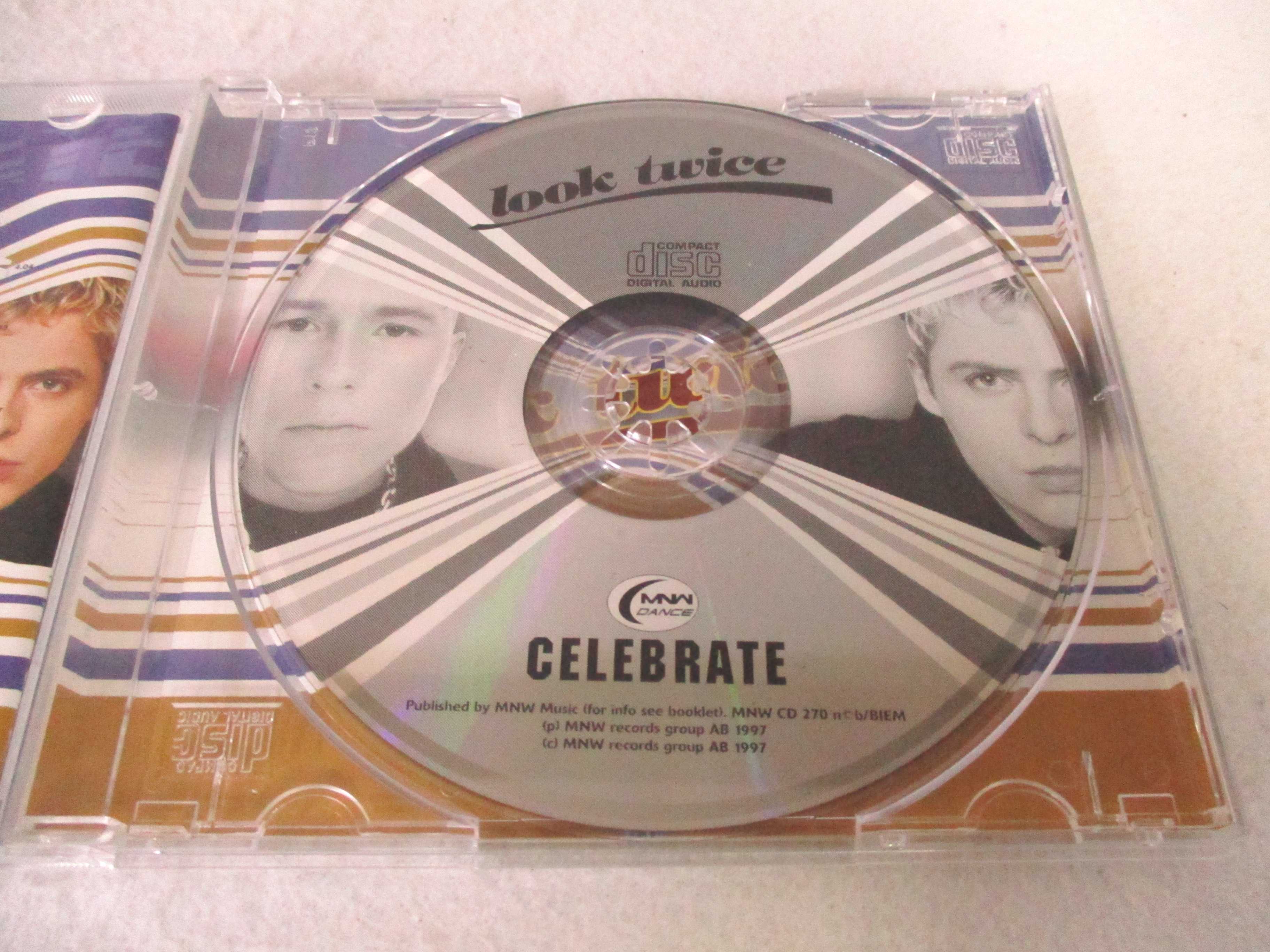 AC05040 【中古】 【CD】 CELEBRATE/LOOK TWICE