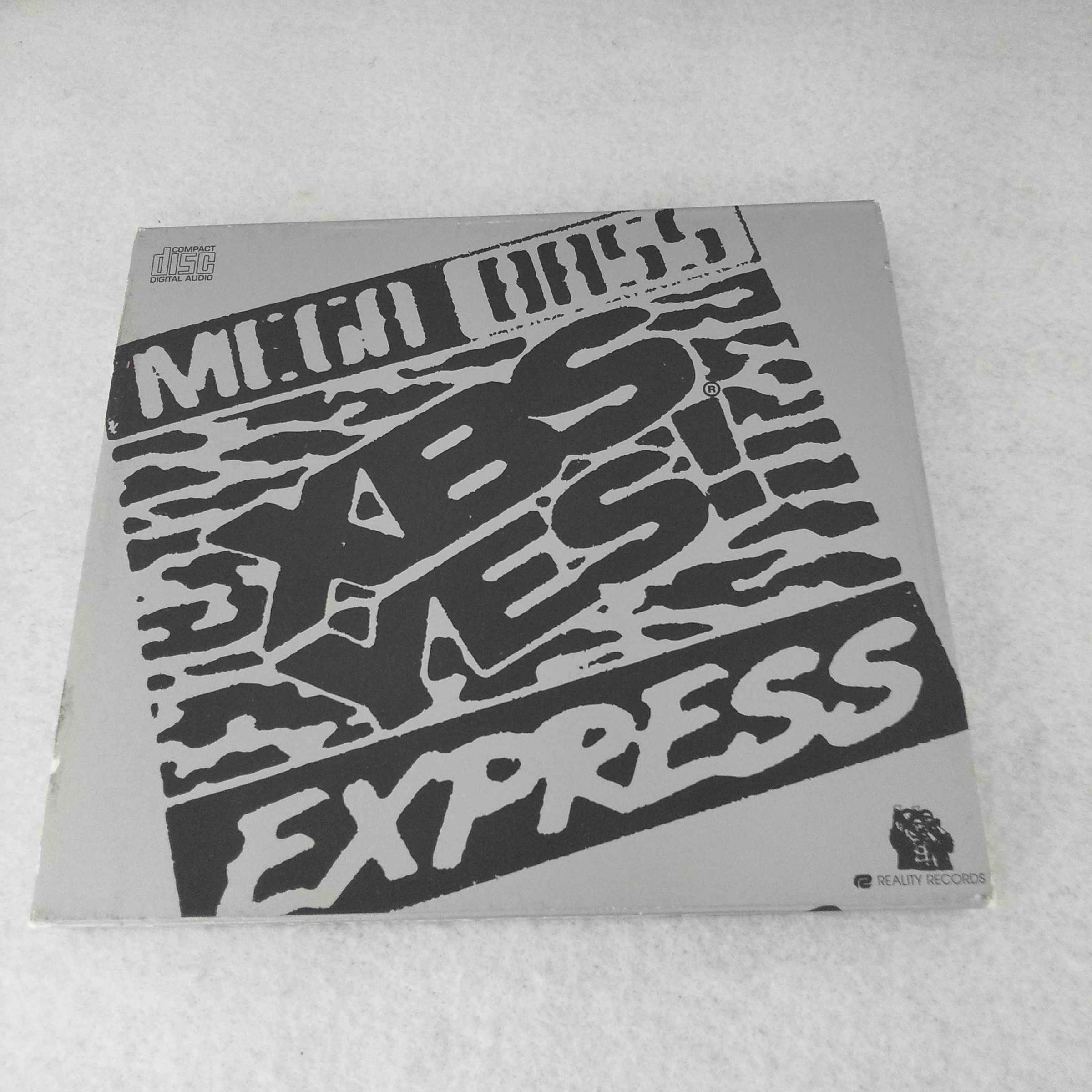 AC09526 【中古】 【CD】 MEGA BASS EXPRESS/XBS