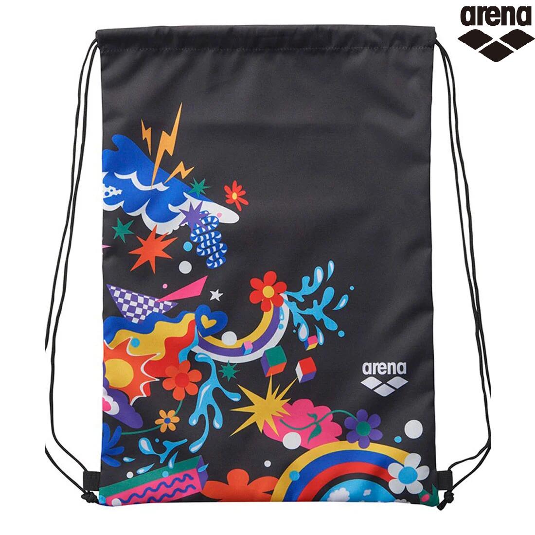 ARENA マルチバッグ AS6SBP32U アリーナ 水泳 スイマー 柄 ナップサック 26SSシーズンテーマの一つである「VIBRANT WEATHER」デザインのマルチバッグ。 arenaのマルチバッグです。【招集所持込可能】26SSシーズンテーマの一つである「VIBRANT WEATHER」デザインのマルチバッグ。変化する空模様を表現した遊び心のある可愛いらしいデザイン。試合会場や招集所でウェアやスイミング用品を収納して持ち運ぶのに便利。使用しやすいサイズなので、シューズやトレーニングツールも収納可能。■メーカー：アリーナ　arena■品番：AS6SBP32U■カラー：BKWH　ブラック×ホワイト■素材：ポリエステル　■サイズ：F(約W37×H53)■原産国：中国 5