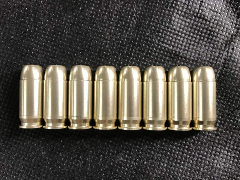 ☆ダブルキャップ 45ACPカートリッジ!!☆ 〜対応モデル〜 ・CAW 45ACPモデル、MGCリバイバルGM ・タニオコバ GM-7、7.5 等 ★7mmキャップを火薬2つ使用 このカートリッジには「C-tec マイルド・ デト」が最適です。 ・8発入り ・解説書つき ・7mmキャップ火薬対応