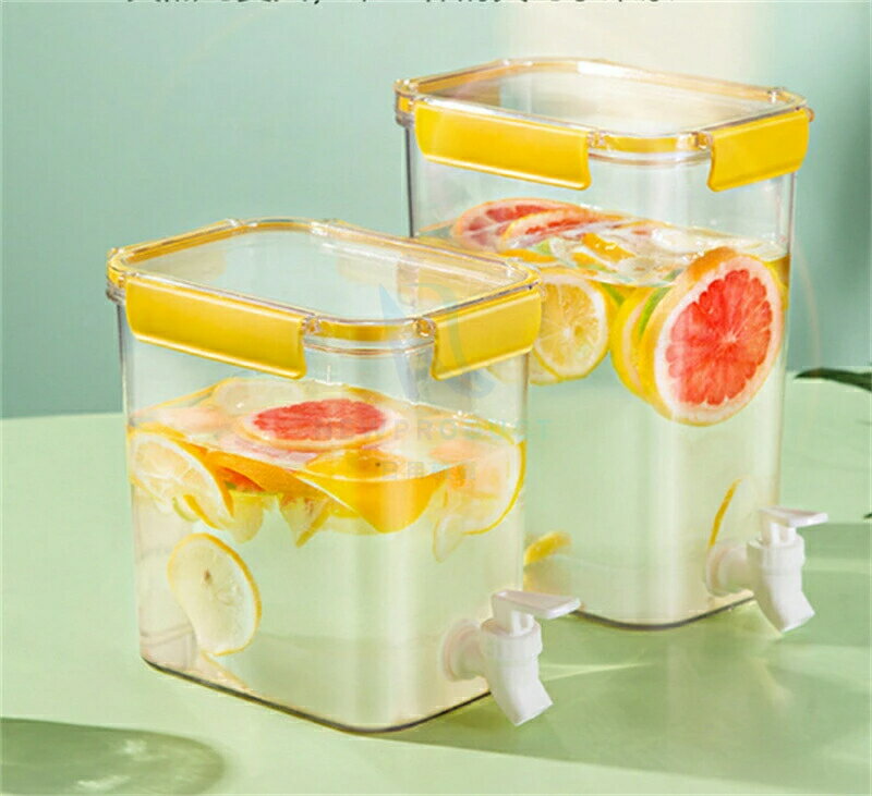 冷水筒 蛇口付き 耐熱 耐冷 大容量 3.5L 4.5L 洗いやすい 飲料水 お茶 大麦茶 炭酸 冷蔵庫に入れる 冷水ポット 一人暮らし 家族 水差し プラスチック 軽量 持ち運び便利 丈夫 耐久性 麦茶ポット おしゃれ 水筒 熱湯可 日用雑貨NEWPRODUCT 新生活用品