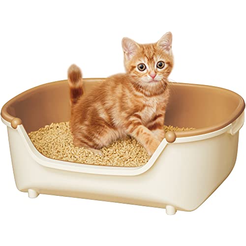 砂かきできる直径約3mmの極小の粒なので、子猫でもかきやすい本体サイズ(幅X奥行X高さ)40×30×14cm、入口高さ:7.5cm。本体重量:2.63kg子猫が出入りしやすい7.5cmの低い入口ケージの中にもすっきり納まり、ケージ内が狭くなりにくいサイズ※1愛猫1匹で、ニャンとも清潔トイレ使用時材質:ポリプロピレン商品紹介 愛しい子ねこに思いやり設計。針葉樹のチカラで脱臭・抗菌。1週間取り替えなしでもニオわない! 専用トレーに針葉樹のチップとマットをセットで使用。トレーは子ねこが出入りしやすく、ケージに収まるコンパクトサイズ。チップは極小の粒で子ねこでも砂かきしやすく、ウンチと尿のニオイをしっかり閉じ込める。 シートは1週間分(体重3.5kgまでの愛猫1頭使用時)の尿とニオイをパワフル吸収。気になるアンモニア臭もカット。 商品に関するお問合せ・ご意見は「花王消費者相談室」0120-165-696 受付時間:9:00~17:00(土・日・祝日は除く) 使用上の注意 ●シート、チップを水洗トイレに流さない。詰まりの原因になる。 ●用途外に使わない。 ●子供のいたずらに注意する。 ●チップは食べ物ではない。 ●チップは子供と認知症の方などの誤食に注意する。 ●シート、チップを開封した後は、湿気の少ない風通しの良い場所に保管する。 ●万一、チップがトレーから飛び散った時は、すぐ片付ける。足をすべらせる恐れがある。 ●トレーは室内の平らな場所に置く。暖房器具等のそばに置いたり、熱湯をかけたりしない。人やペットのやけど、火災、製品の変形等の恐れがある。 ●トレーを移動する時は、必ずトレー下部を持って運ぶ。 ●トレーが汚れた時は、洗い、よく乾かす(室外では陰干しする)。 ●トレーをごみに出す時は、お住まいの地域のルールに従う。 ご注意（免責）＞必ずお読みください ●シート、チップを水洗トイレに流さない。詰まりの原因になる。●用途外に使わない。●子供のいたずらに注意する。●チップは食べ物ではない。●チップは子供と認知症の方などの誤食に注意する。●シート、チップを開封した後は、湿気の少ない風通しの良い場所に保管する。