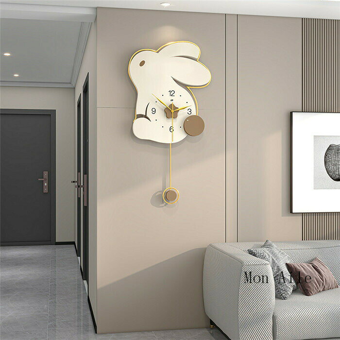 Nexalenceの振り子時計 壁掛け時計 おしゃれ 時計 静音 木製 壁掛時計 モダン 可愛い 金属製 可愛いウサギ 部屋飾り 三角形 インテリア 北欧 静か ク ロック 新生活応援 開店祝い 北欧 引越し祝い お礼 結婚祝い ギフト プレゼント 電池｜アングル3