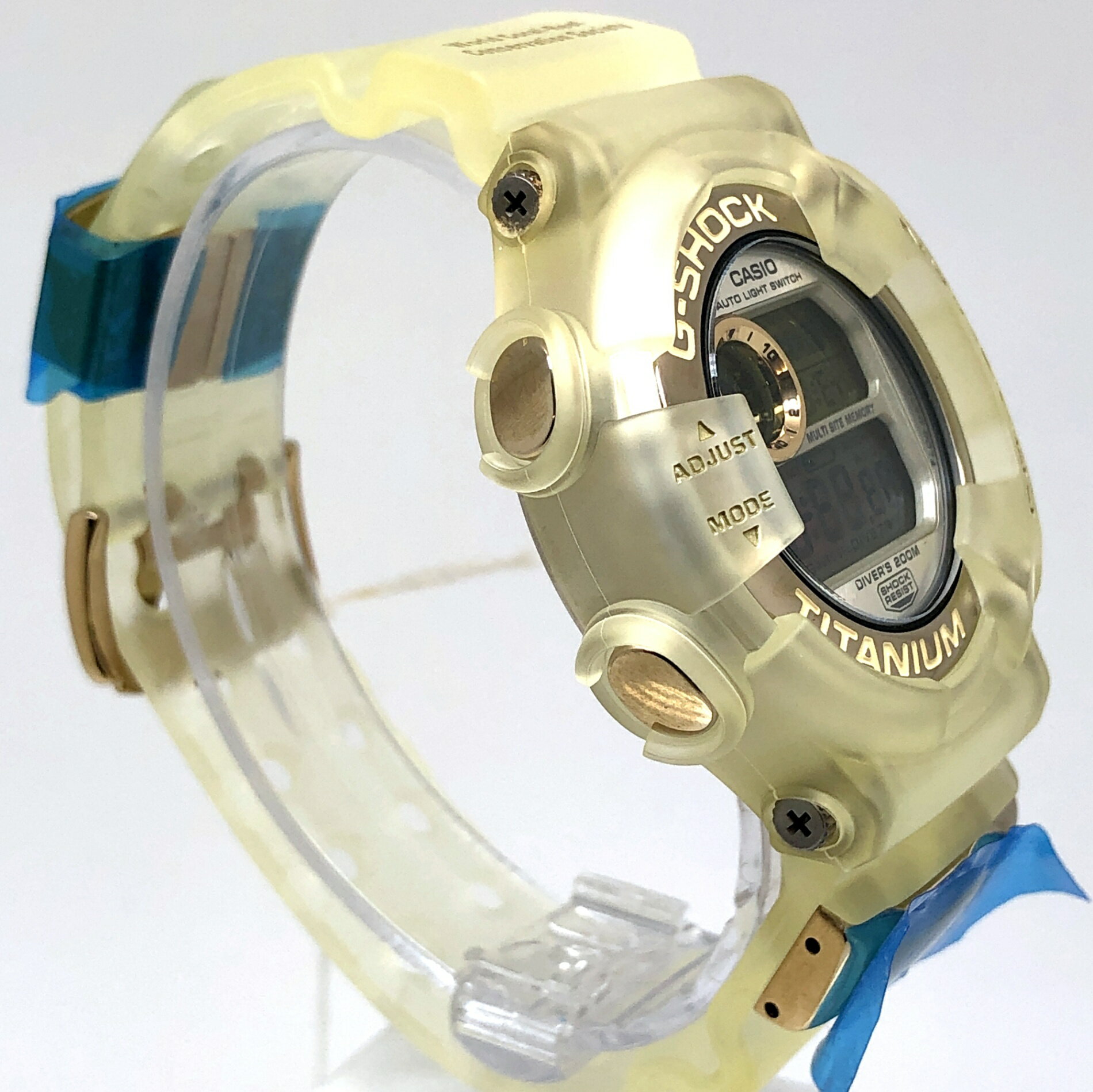 G-SHOCK ジーショック CASIO カシオ 腕時計 DW-9900WC-9T FROGMAN WCCS フロッグマン ホワイトスケルトン チタンケース ダブルマンタEL ゴールド 金ロゴ 世界サンゴ礁保護協会 1999年6月発売 三国ケ丘店 ITFM8QWQLLO8 【中古】