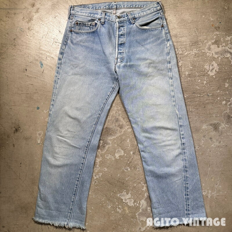Levi's 80's リーバイス 501 デニム 赤耳 RED LINE 刻印524 セルヴィッジ カットオフ 82年 ウエスト実寸W32 USA製 三国ケ丘店 ITI9F9LYTRQC 【中古】 RM3282H