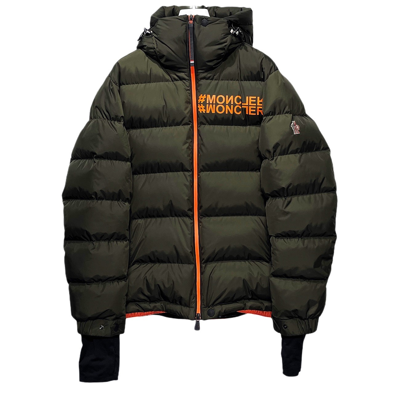 Rakuten - MONCLER モンクレール ダウンジャケット 22AW イゾルノ ジュボット ISORNO GIUBBOTTO 3 カーキ メンズ ダウン90％ スキー 三国ケ丘店 ITECM93SBILU 【中古】 RM0346T