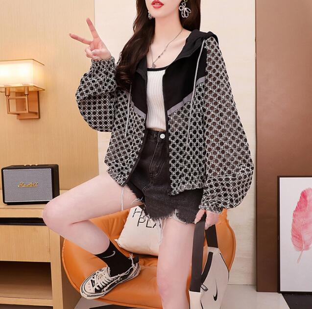 サマ 日よけ ラッシュガード オフィス 通勤 夏 春 上品 パーカー 服 日焼け止め UVカット レディース 日焼け対策 冷房対策 薄手