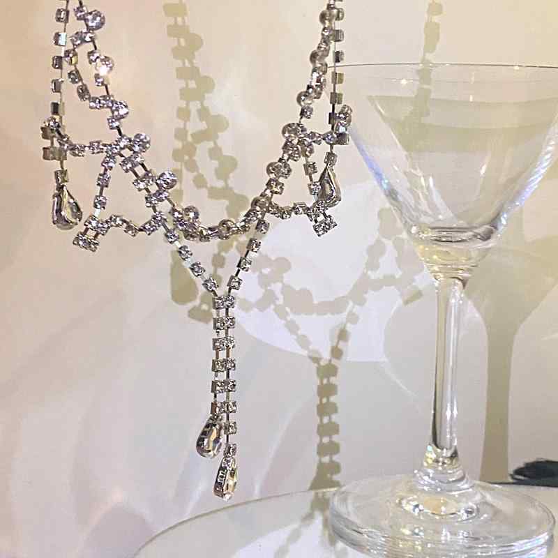 チェーン セーター 高級 ライト レディース 装飾 ハイエンド ネックレス ペンダント メイク スワン ホワイト 夏 BXA