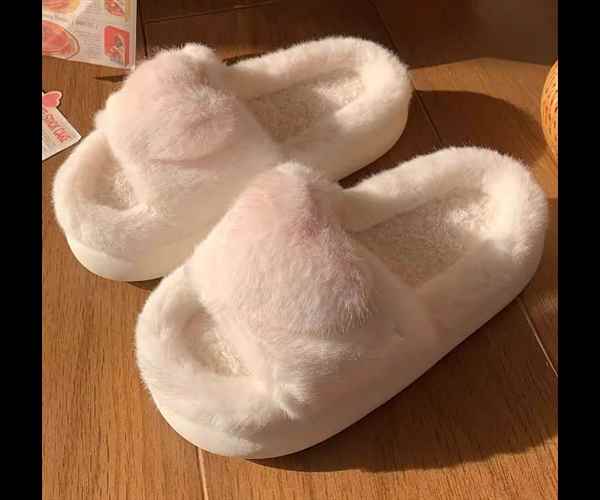 普段使い デイリー お家デート 室内 ハート 冬 秋 個性的 フェアリー フェミニン 華やか 存在感 ラフ キュート ラブリー エレガ