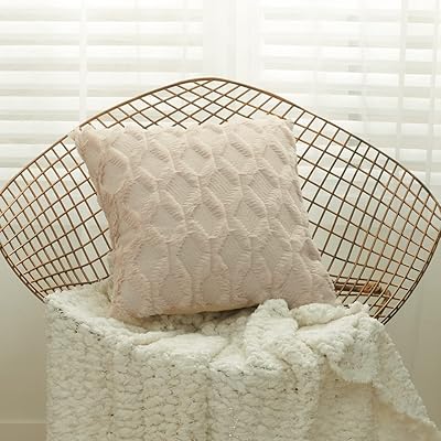 クッションカバー 50x50cm 北欧 2枚セット フェイクファー ベルベット おしゃれ 可愛い 柄 柔らかい 立体的 幾何学模様 モダン ファスナー 家庭装飾...