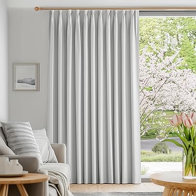 遮光カーテン ドレープカーテン 無地 幅130cm丈200cm グレーホワイト 1枚入 1級遮光 おしゃれ 仕切り 幅広い 形状記憶加工 UVカット 断熱 防寒...