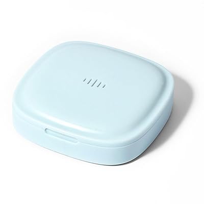 美しい旅行用マウスピースボックス、持ち運びやすいリテーナーケース、通気孔とマグネットクロージャー付きのマウスピースケース、Invisalign 矯正アライナーに対応したボックス (水色)